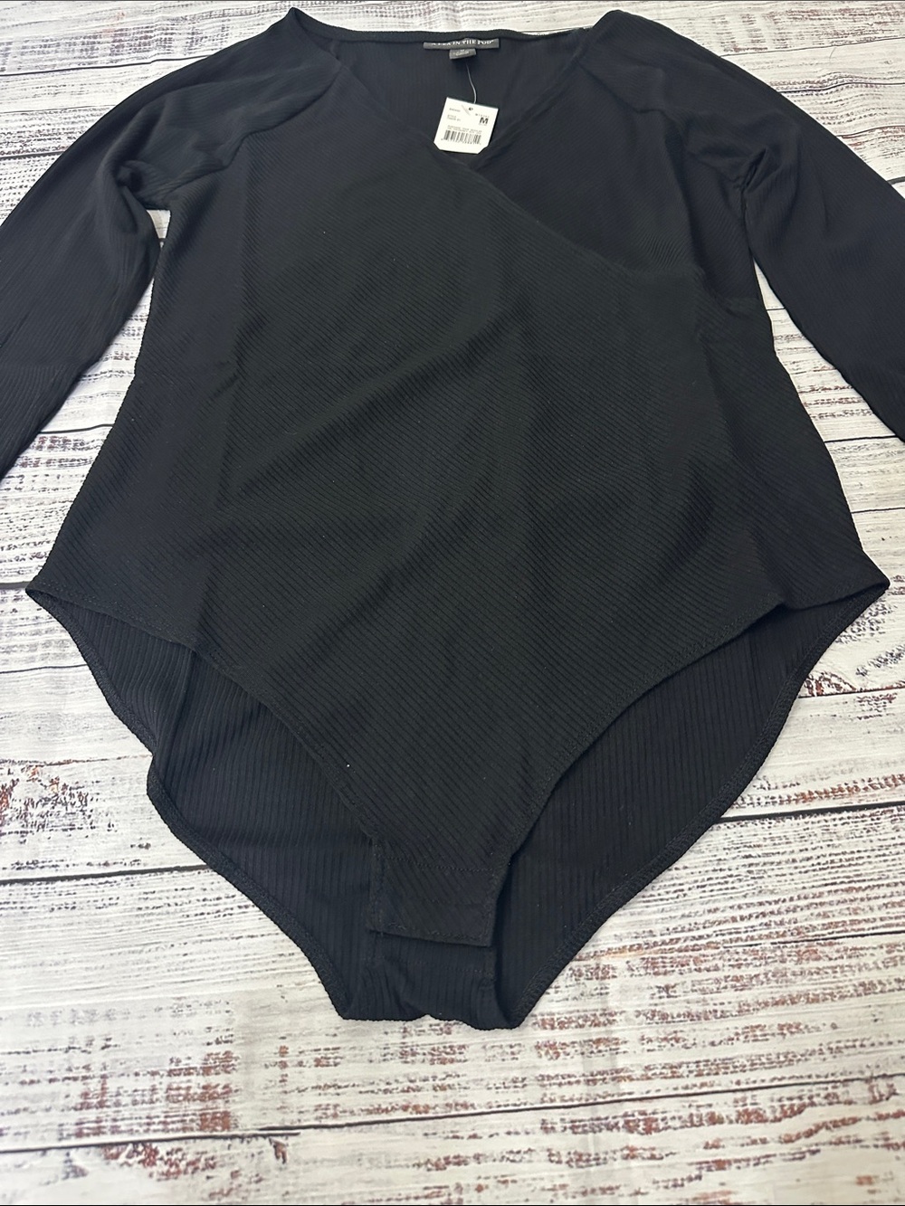 A Pea in the Pod Black Wrap-Front Long Sleeve Bodysuit Sz. M - Picture 5 of 7